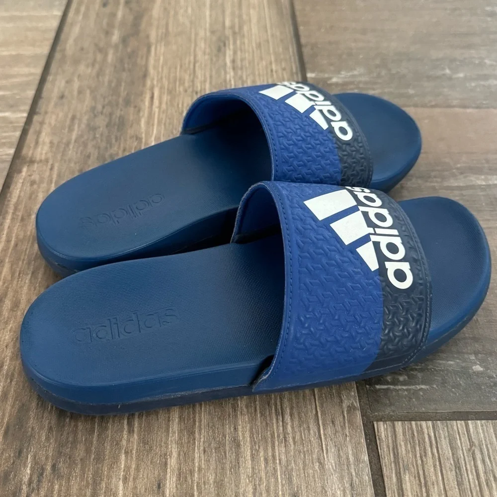 Adidas kids slide sandals size 3